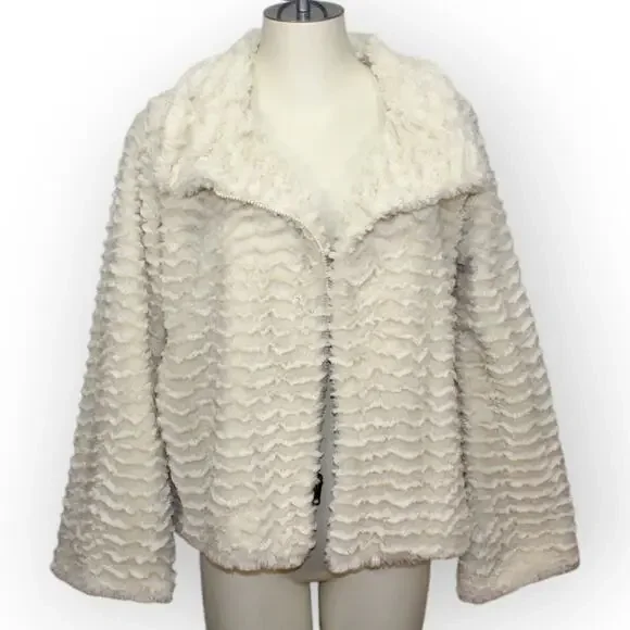 Patagonia Women's Pelage Jacket Small Pearl 28230 Apres EVEN SOFTER THAN FLEECE! - Picture 12 of 16